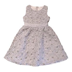 Girls Size 8 silver sequin formal/party dress